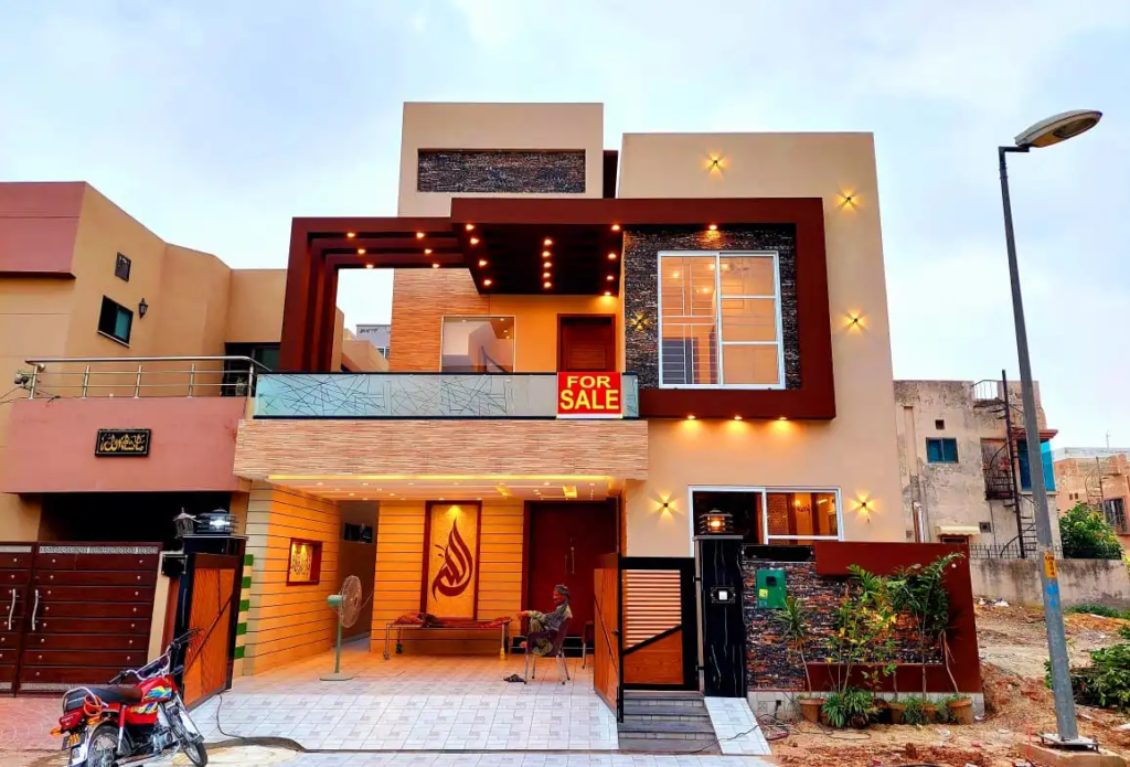 8-marla-house-for-sale-in-bahria-town-lahore