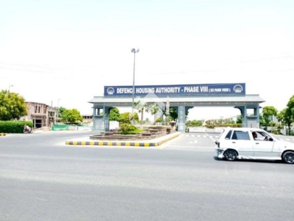 8 Marla Broadway Commercial Plot for Sale – Plot 140/4 C Block