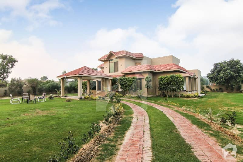 Here’s a detailed guide to farmhouses on Bedian Road, Lahore: