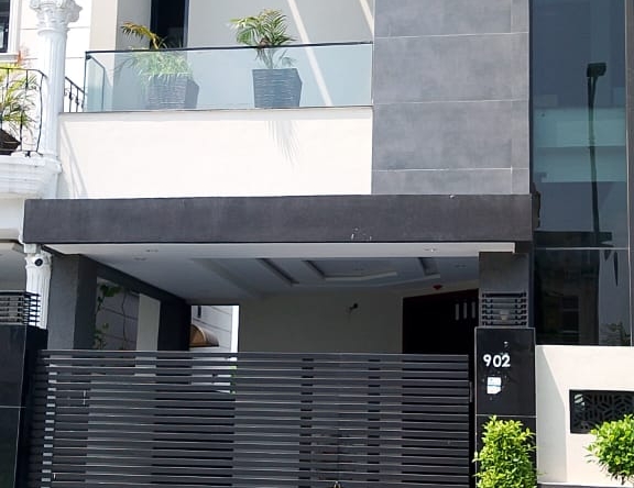5 marla luxury house for sale in dha lahore