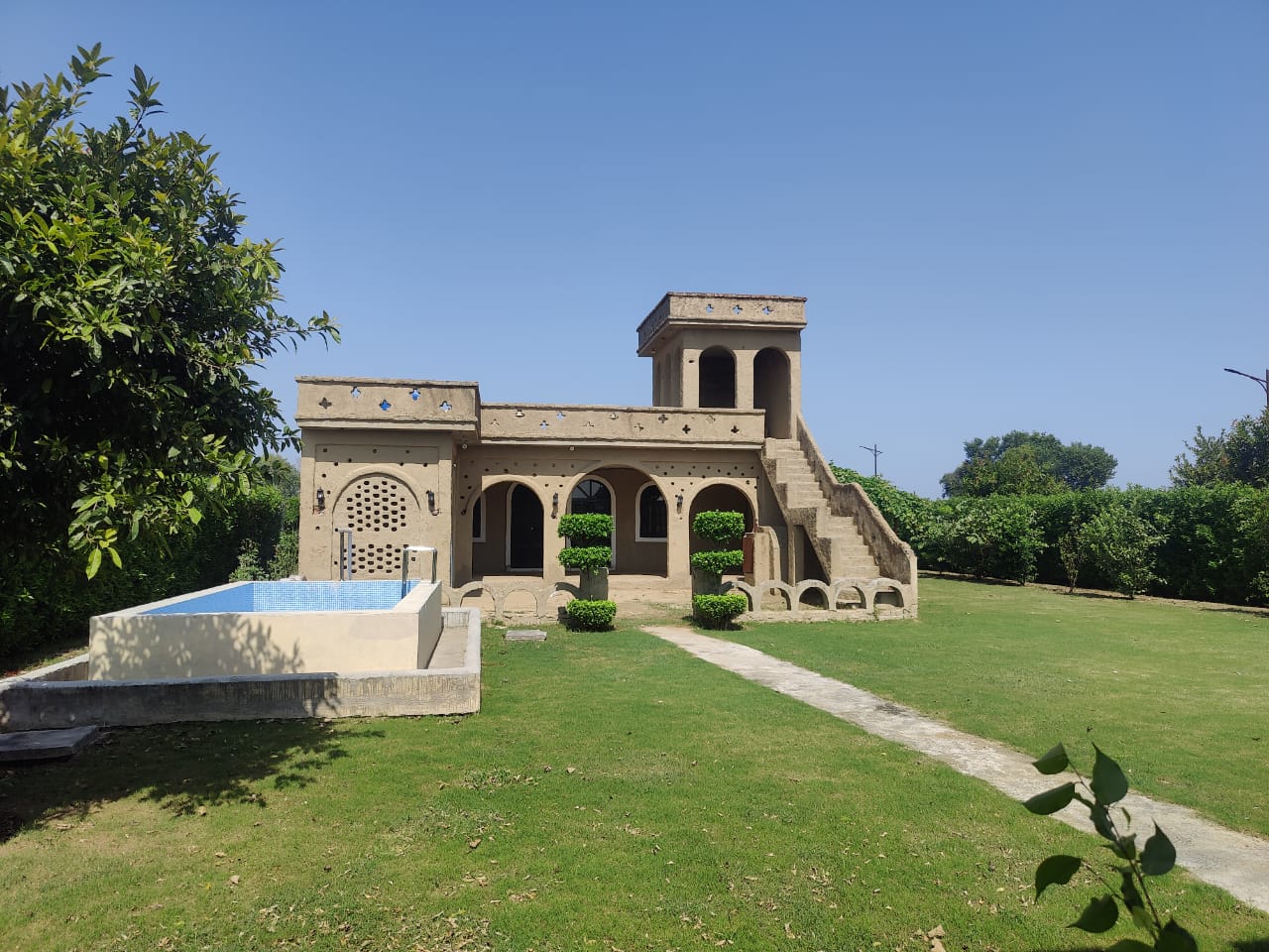 farm house for sale near dha lahore phase 7